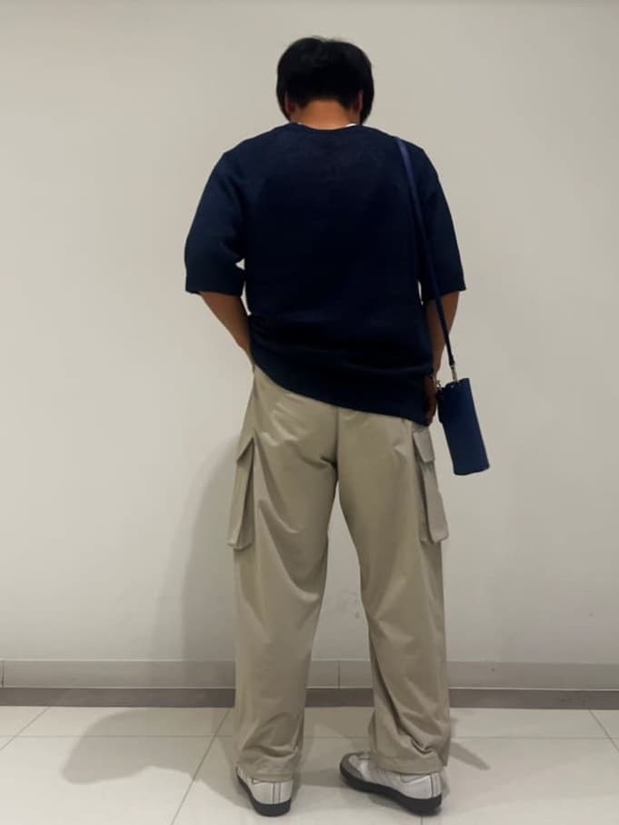 MATSUBARAさんの「DRESSTERIOR｜◆【セットアップ可】2WAYストレッチ ワイドカーゴパンツ」を使ったコーディネート