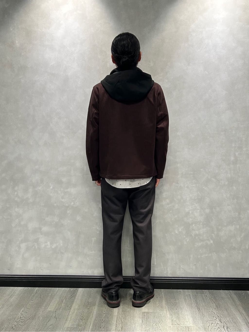 ☆さんの「TAKEO KIKUCHI｜ハットモチーフ ジャカード ストライプ シャツ」を使ったコーディネート