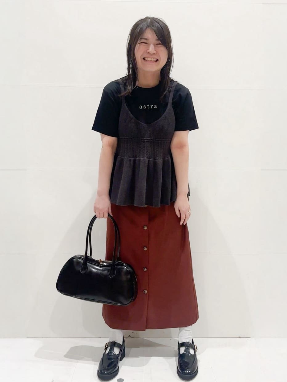 Minさんの「OPAQUE.CLIP｜カギ針風ニットキャミビスチェ【洗濯機洗い可】」を使ったコーディネート