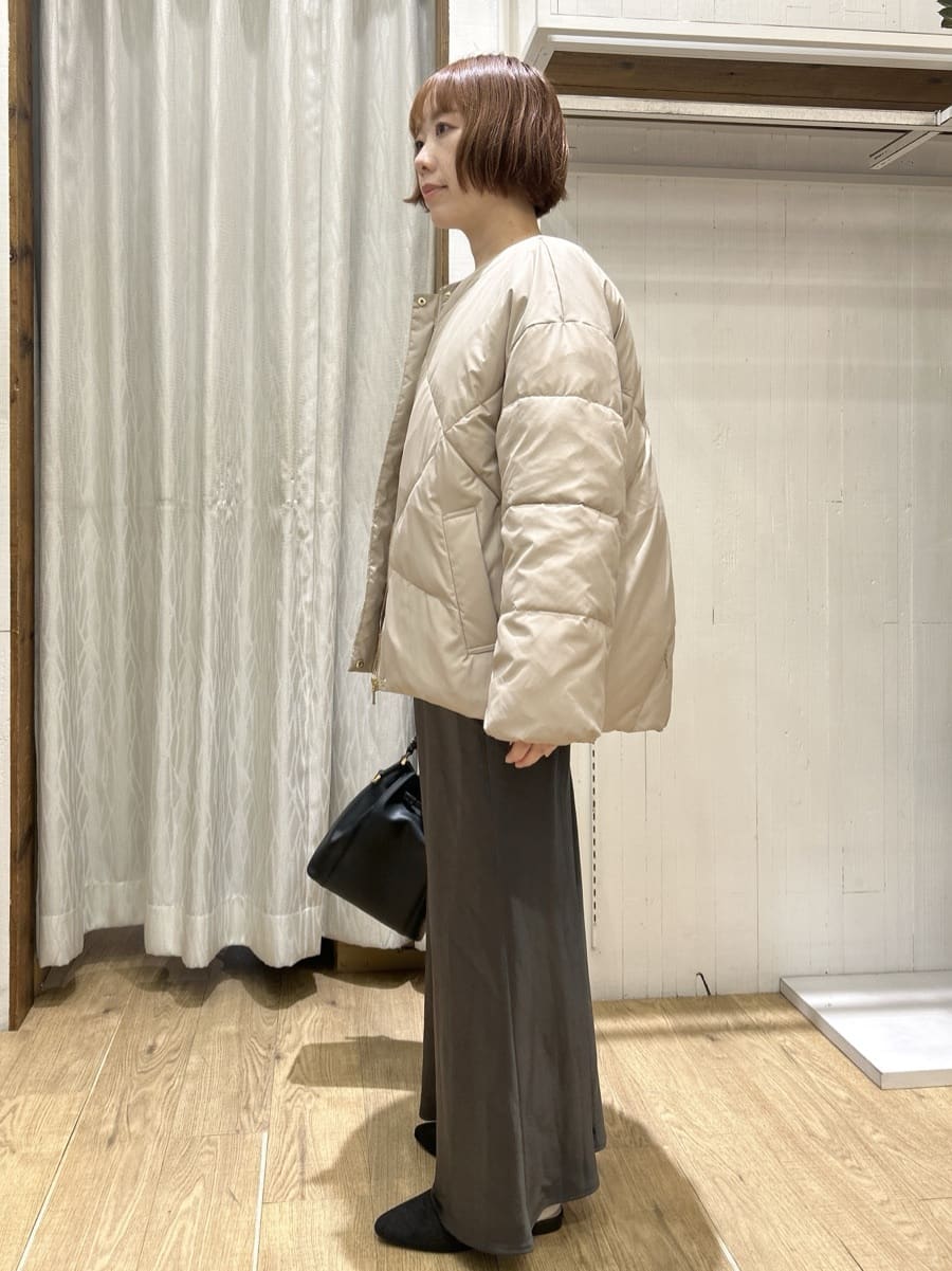 ga_riさんの「THE SHOP TK｜きれいめにもカジュアルにも ノーカラーキルトジャケット」を使ったコーディネート