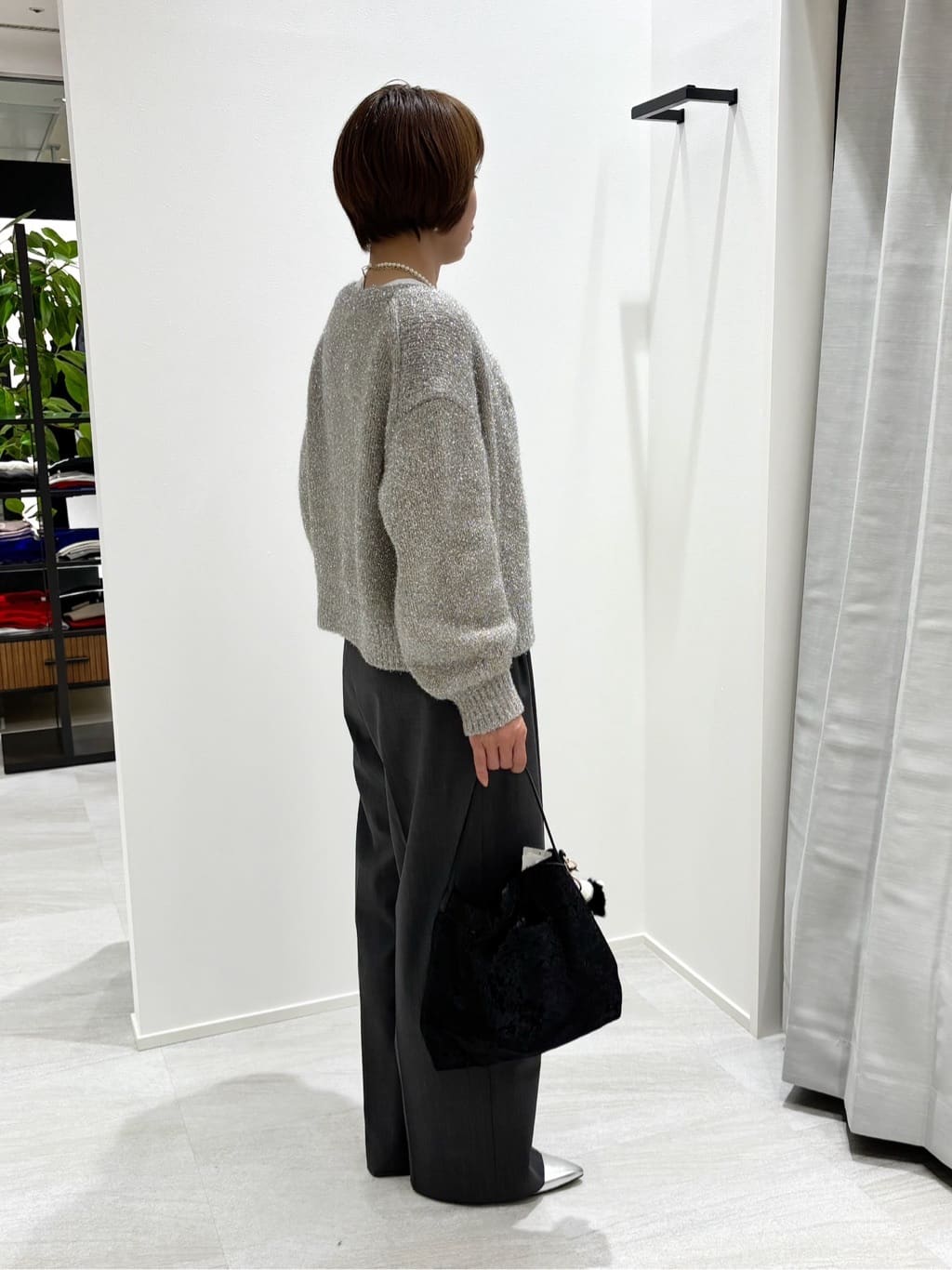 Satoさんの「UNTITLED｜【洗える/ウエスト後ろゴム】ウール混　タックワイドパンツ」を使ったコーディネート