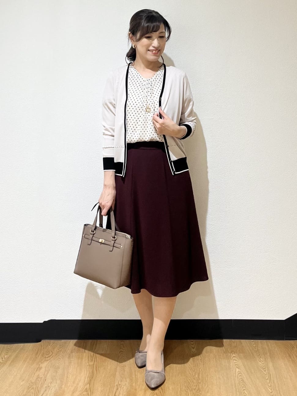 ayaさんの「Reflect｜【WEB先行カラーあり／手洗い可／アンサンブル可】バイカラーカーディガン」を使ったコーディネート