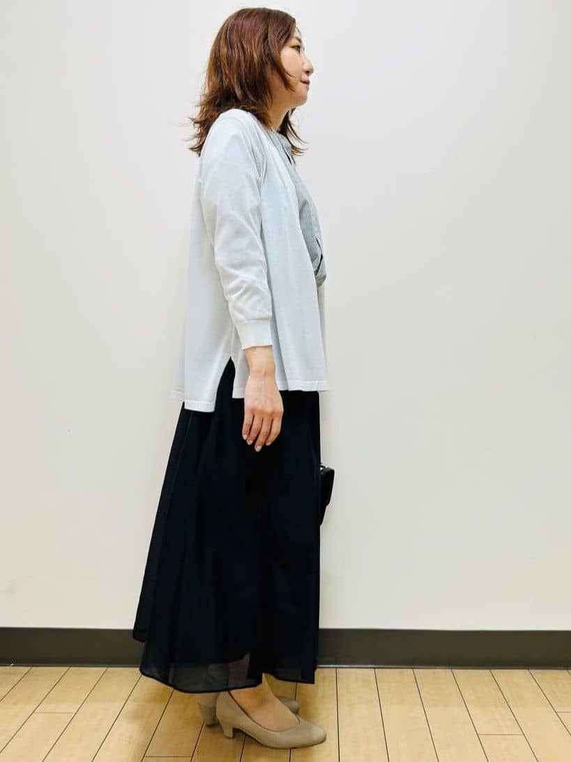 miiiさんの「Reflect｜【マシンウォッシュ可／セットアップ可】シアーボックスタックプリーツスカート」を使ったコーディネート