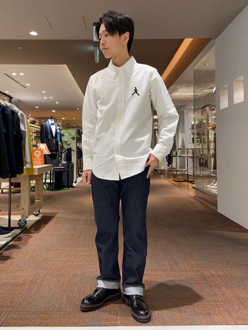 わいずみさんの「TAKEO KIKUCHI｜【Sサイズ～】ラスタウォーカー ボタンダウンシャツ」を使ったコーディネート