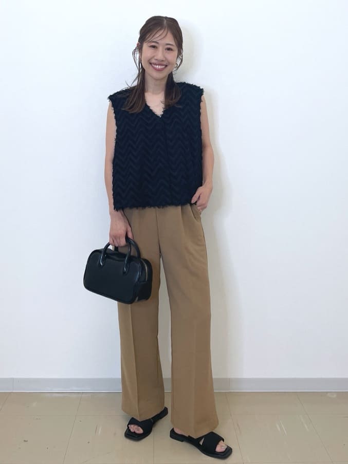 Akiさんの「OPAQUE.CLIP｜フリンジジャカードベスト【洗濯機洗い可】」を使ったコーディネート