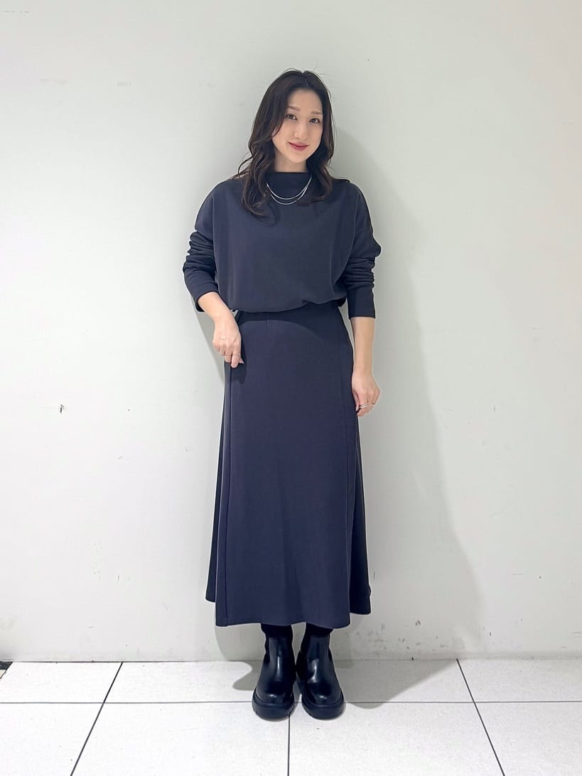 そんさんの「INDIVI｜【ミニブークレ素材】ジャケットライクカーディガン」を使ったコーディネート