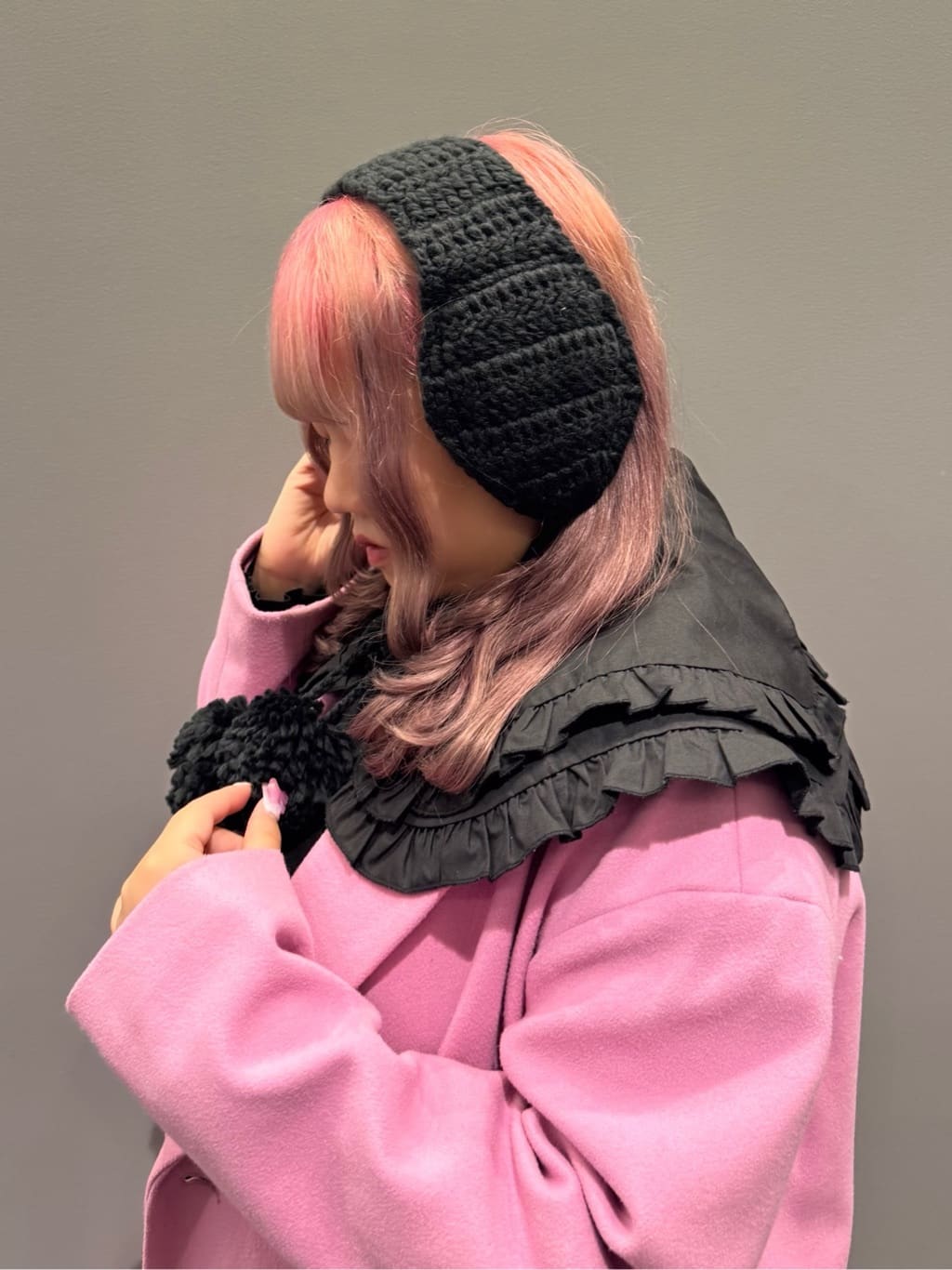 sayakaさんの「ESPERANZA｜ポンポンクロシェイヤマフ」を使ったコーディネート