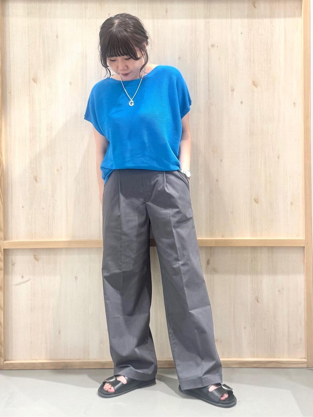 nanaさんの「THE SHOP TK｜【6色展開】さらさらフレンチニット【毛玉になりにくい/洗濯機OK】」を使ったコーディネート
