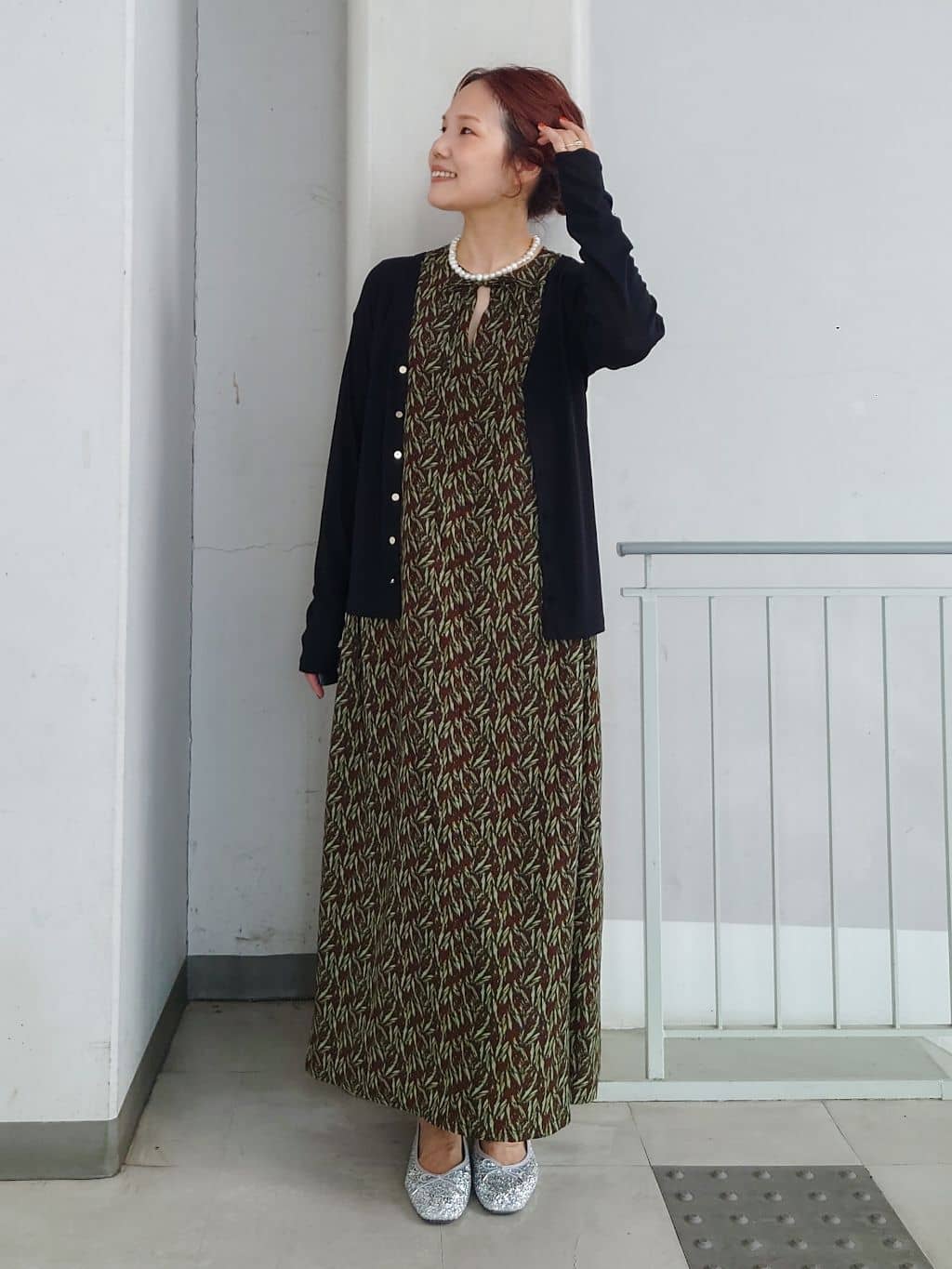 maruさんの「THE SHOP TK｜ショルダータックワンピース【洗える】」を使ったコーディネート