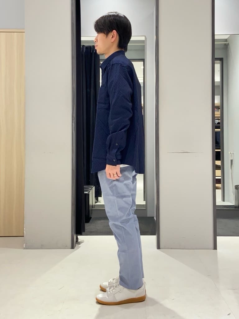 わいずみさんの「TAKEO KIKUCHI｜【全7サイズ&times;8色展開！】トップマルチヘリンボン パンツ」を使ったコーディネート