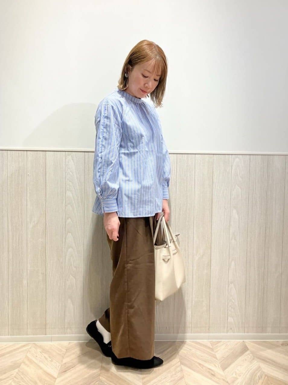 shokoさんの「SHOO･LA･RUE｜◆【洗える/UV/吸水速乾/アンチピリング/S-LL】 タックワイドパンツ」を使ったコーディネート