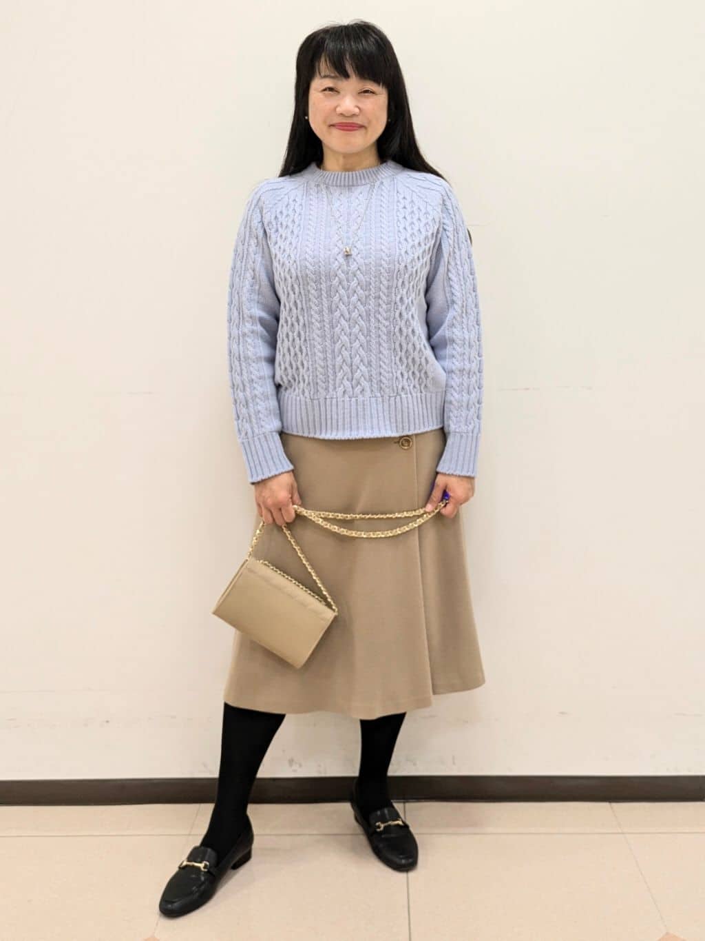 ともさんの「UNTITLED｜【洗える】スポンディッシュ ケーブル柄ニット」を使ったコーディネート