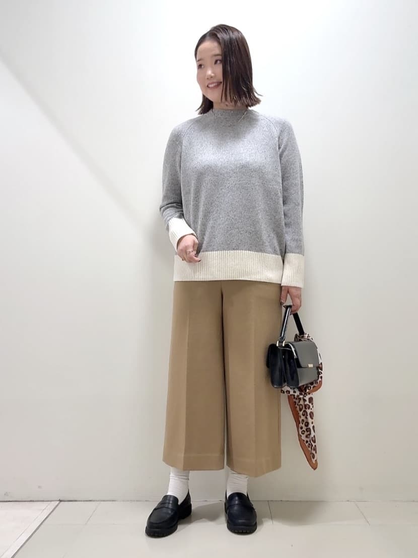YUIさんの「UNTITLED｜【重ね着もおすすめ/洗える】ウールカシミヤ クルーネックニット」を使ったコーディネート