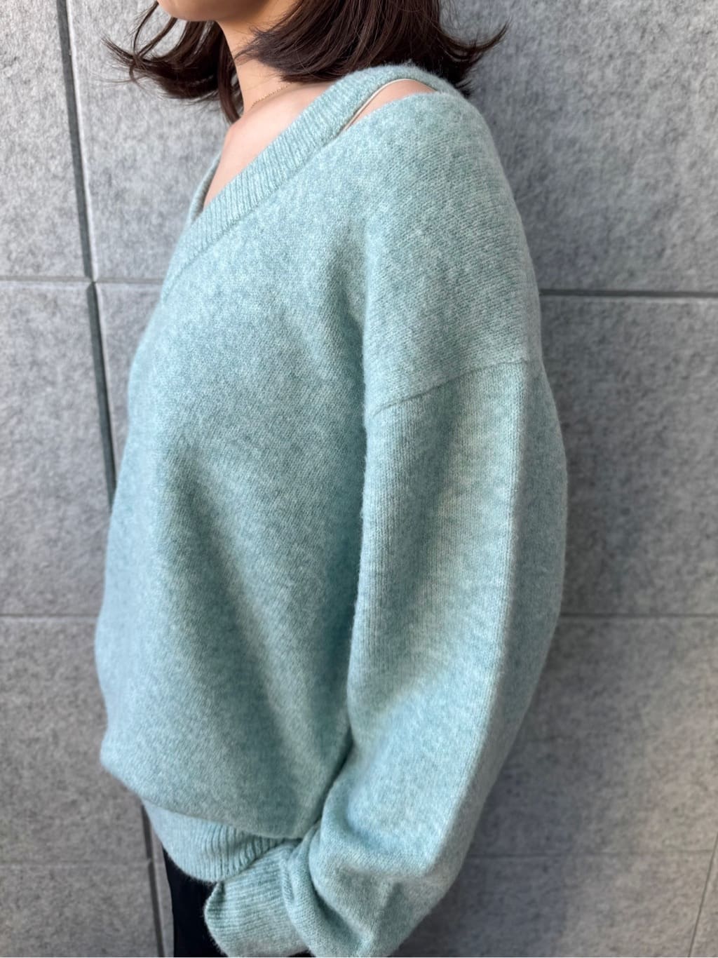 uchi__yamaさんの「CODE A｜line zip trousers」を使ったコーディネート