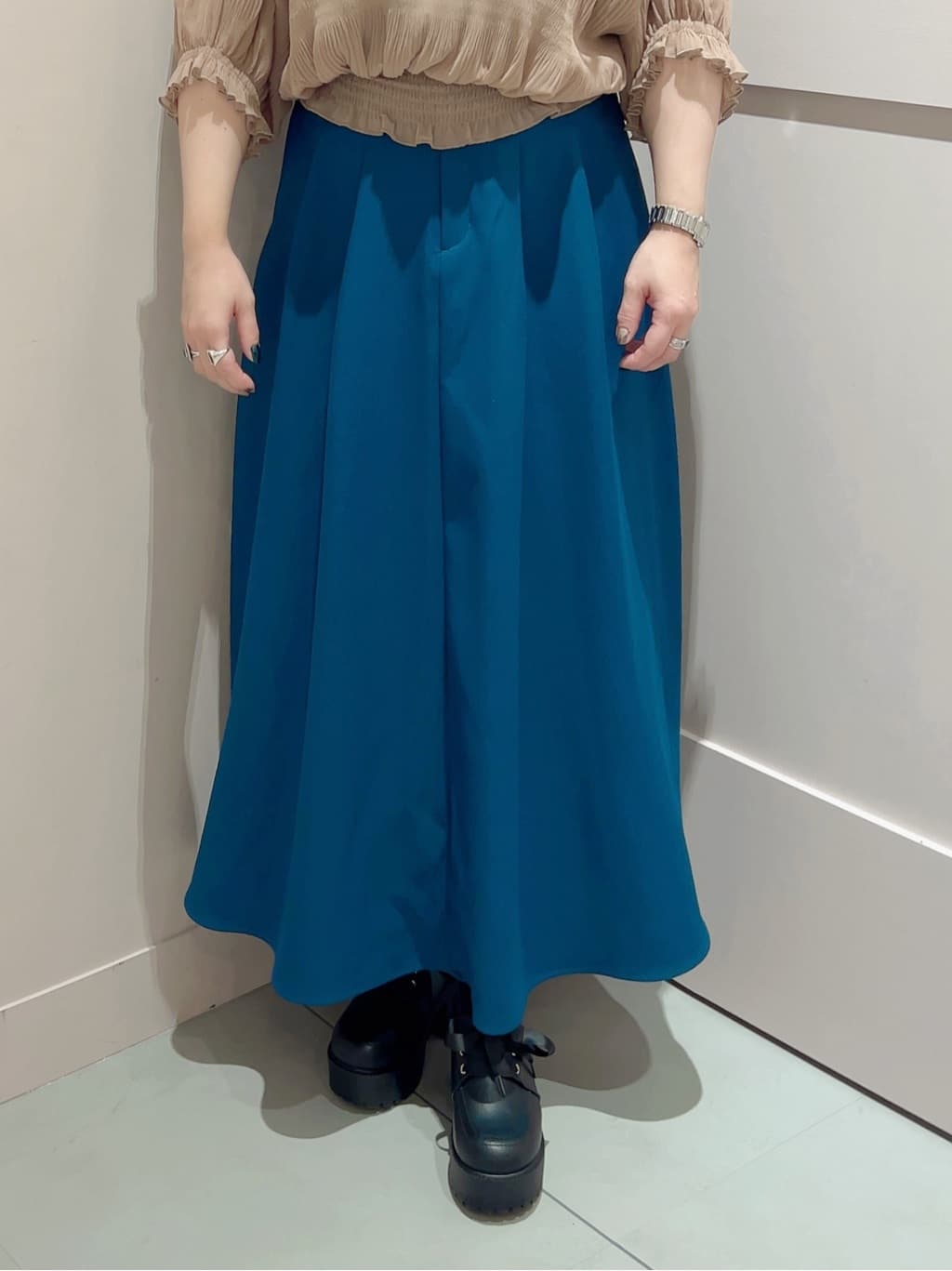りえさんの「ESPERANZA｜厚底レースアップシューズ」を使ったコーディネート
