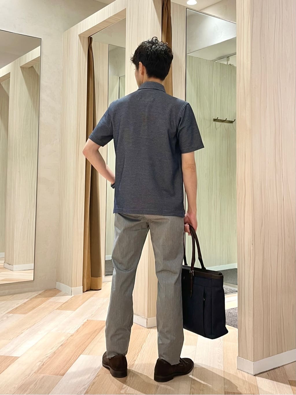 URAさんの「TAKEO KIKUCHI｜【全7サイズ&times;8色展開！】トップマルチヘリンボン パンツ」を使ったコーディネート