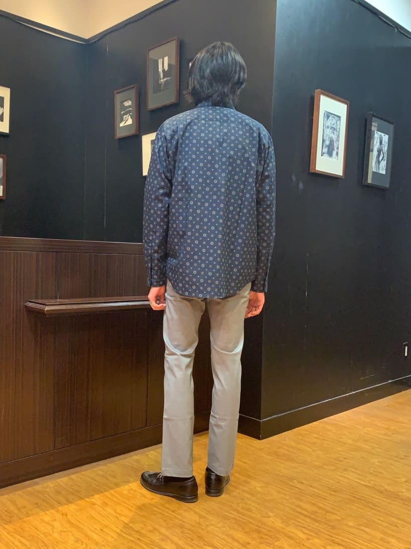 ニシカワさんの「TAKEO KIKUCHI｜【全7サイズ&times;8色展開！】トップマルチヘリンボン パンツ」を使ったコーディネート