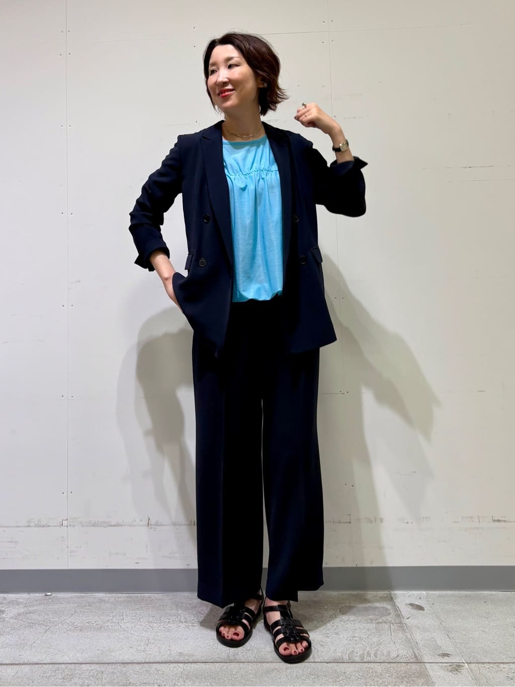 yuriさんの「INDIVI｜【着る日傘／遮熱／UVケア】ワイドパンツ」を使ったコーディネート
