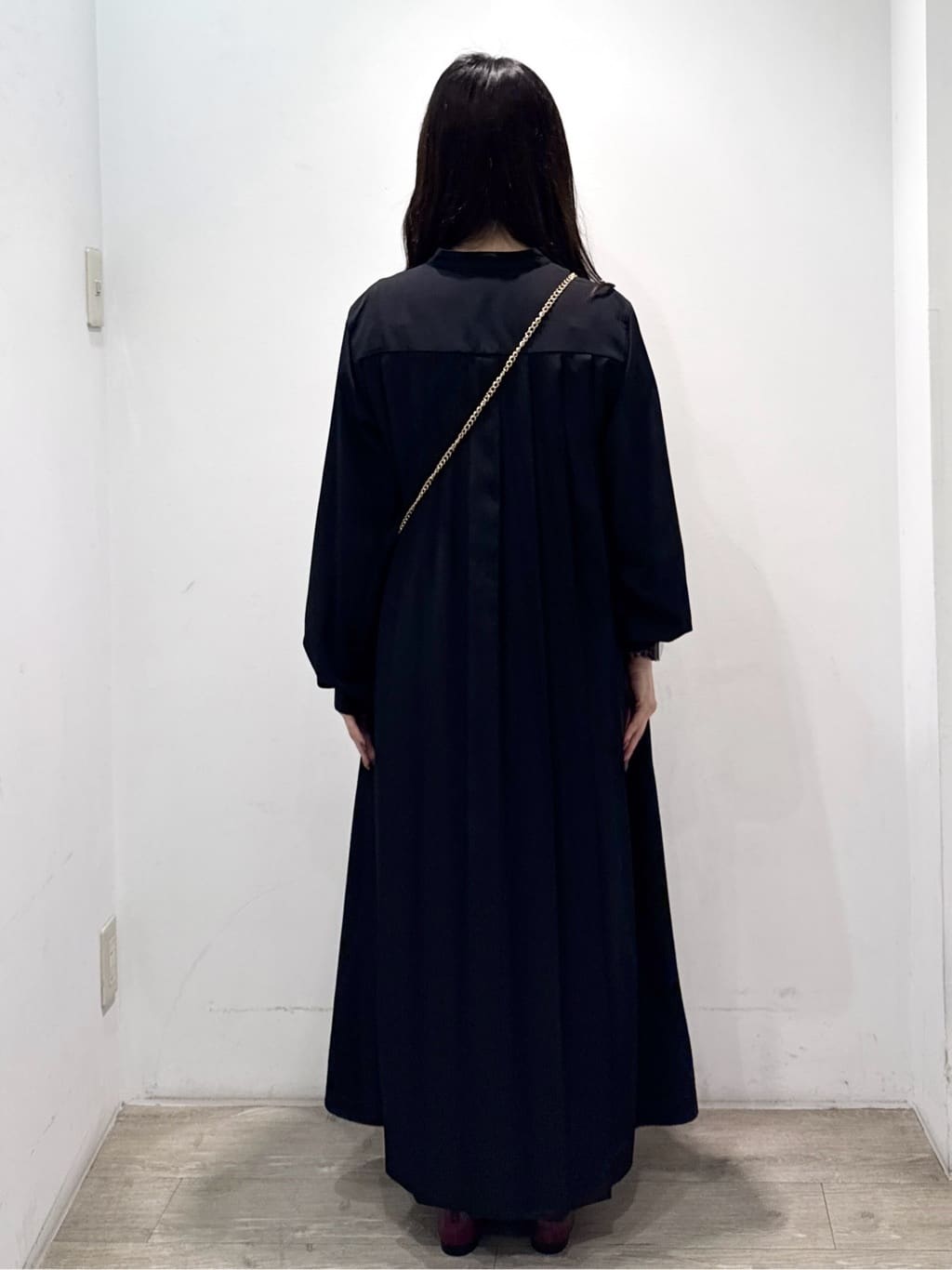 yuicciさんの「OPAQUE.CLIP｜【2WAY／ミラー付き】エナメルバニティーポーチ」を使ったコーディネート