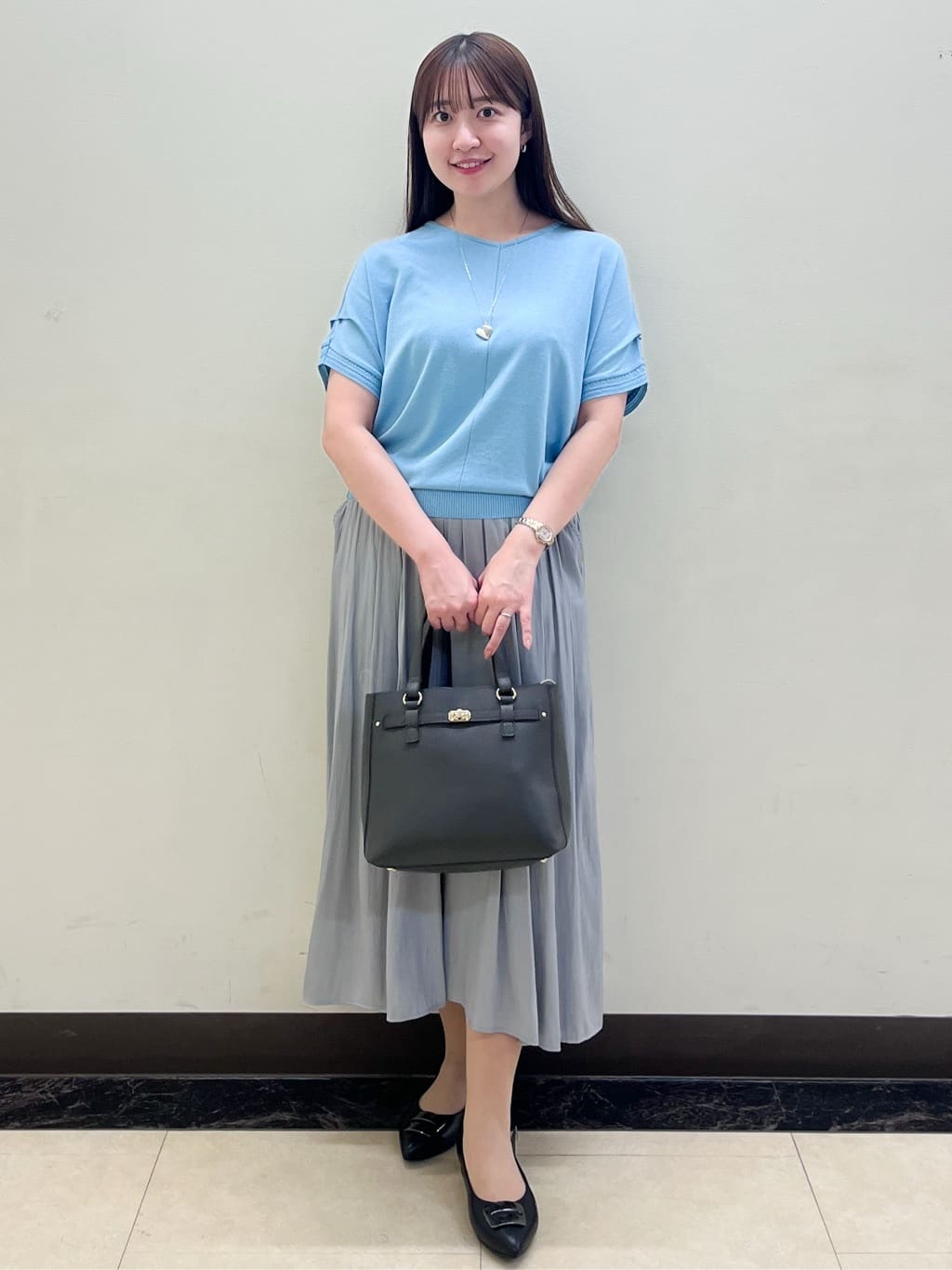 mikikoさんの「Reflect｜【選べる7色◎／手洗い可／二の腕カバー】半袖ニット」を使ったコーディネート