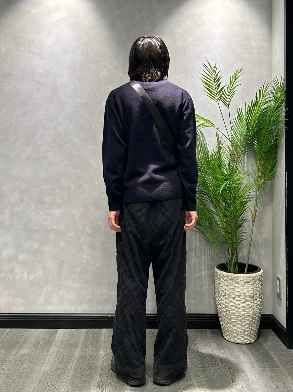 ruiさんの「TAKEO KIKUCHI｜【Air Palette Knit】ワンポイント カラーニット プルオーバー」を使ったコーディネート