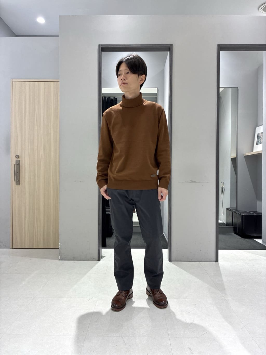 わいずみさんの「TAKEO KIKUCHI｜【袖取り外し可】デタッチャブル ダウンブルゾン」を使ったコーディネート