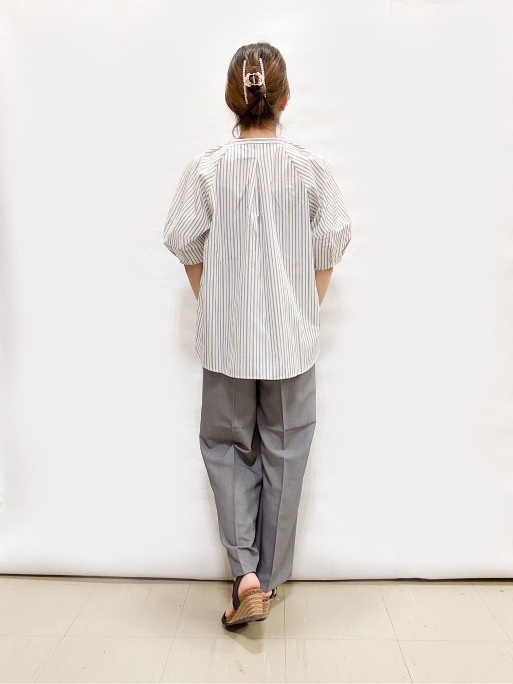 bulさんの「SHOO･LA･RUE｜◆【高レビュー/累計販売35万足突破】片手ではけるサンダル シューダル 25SS」を使ったコーディネート