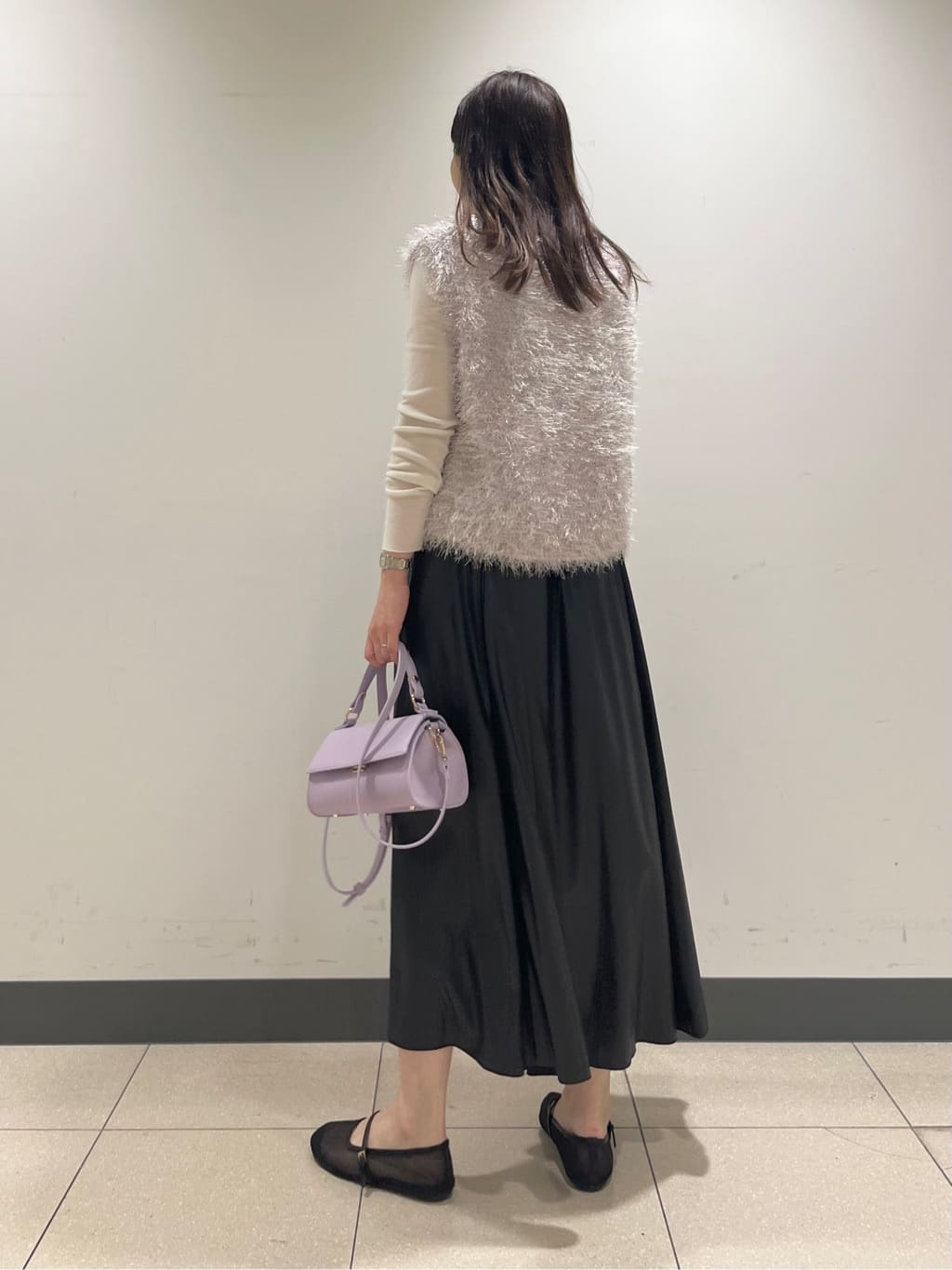 shokoさんの「INDIVI｜【洗える／薄手／ラメ】シアーラメニット」を使ったコーディネート