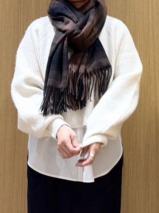 chiakiさんの「OPAQUE.CLIP｜MIXミドルゲージショートあぜニット【洗濯機OK】」を使ったコーディネート