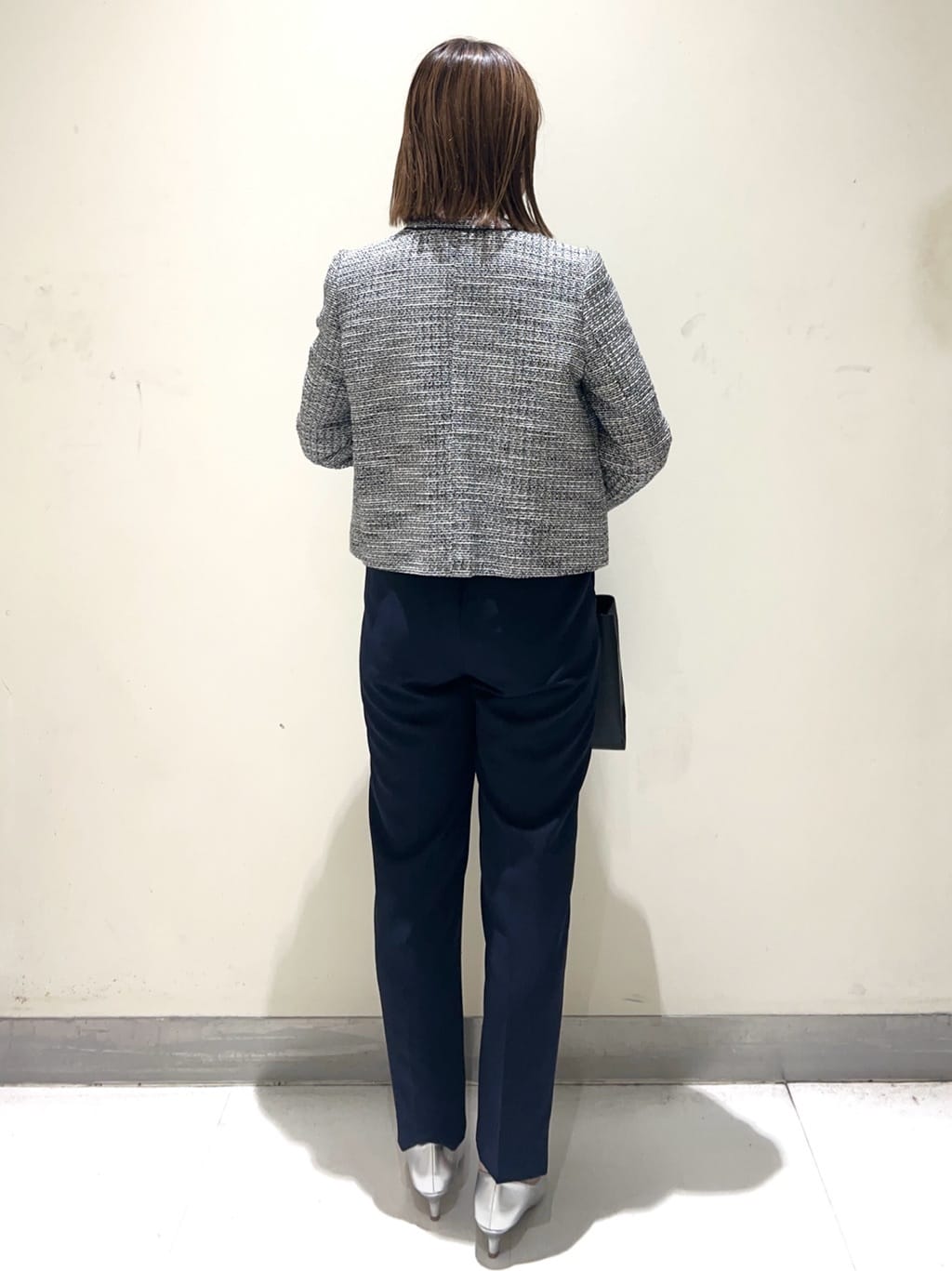 meeさんの「OPAQUE.CLIP｜《通勤・セレモニー／セットアップ対応》テーパードパンツ／ダブルクロス【洗濯機洗い可】」を使ったコーディネート