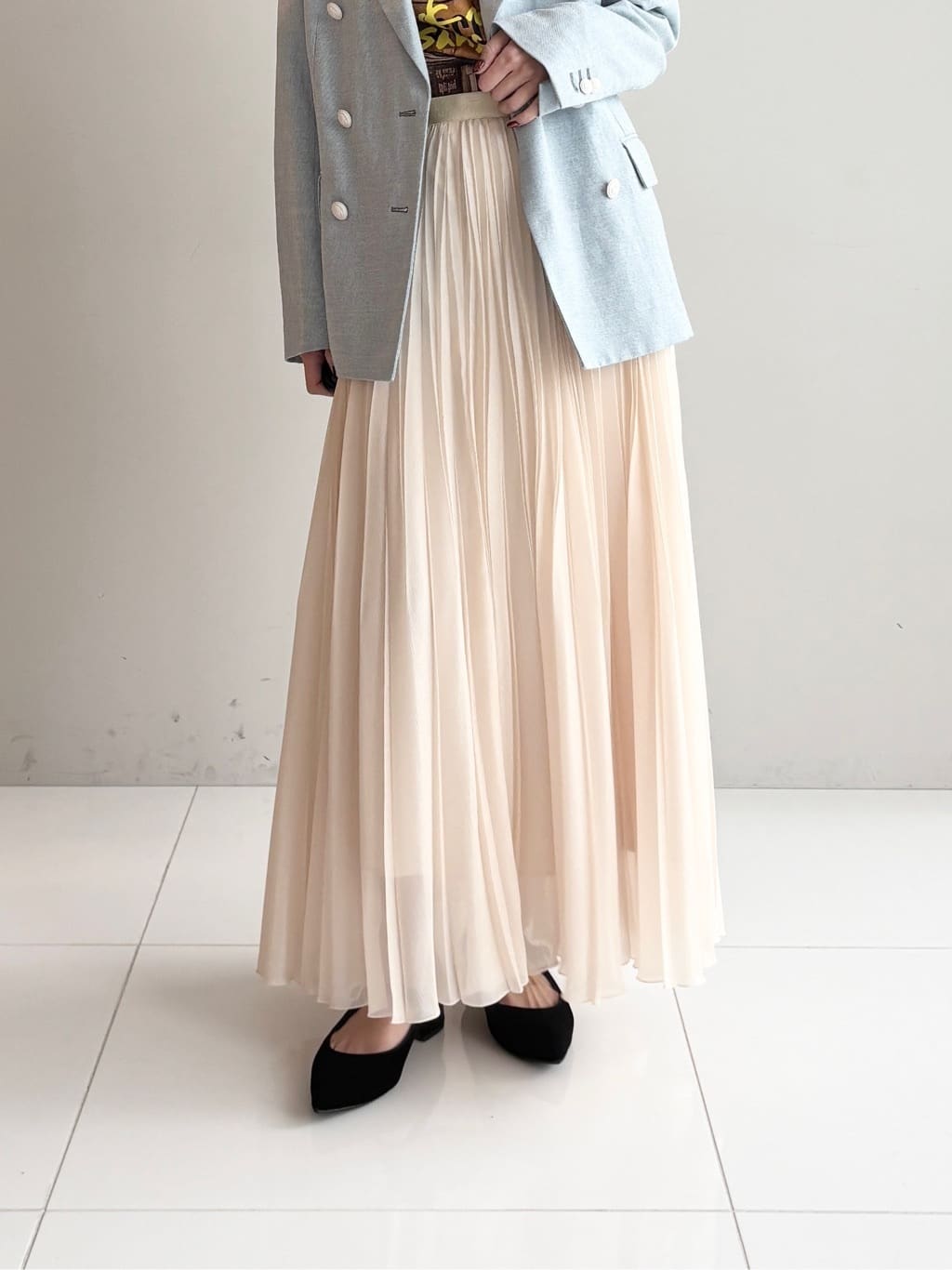 清水夏姫さんの「DRESSTERIOR｜【セットアップ可】リネンブレンドダブルブレストジャケット」を使ったコーディネート