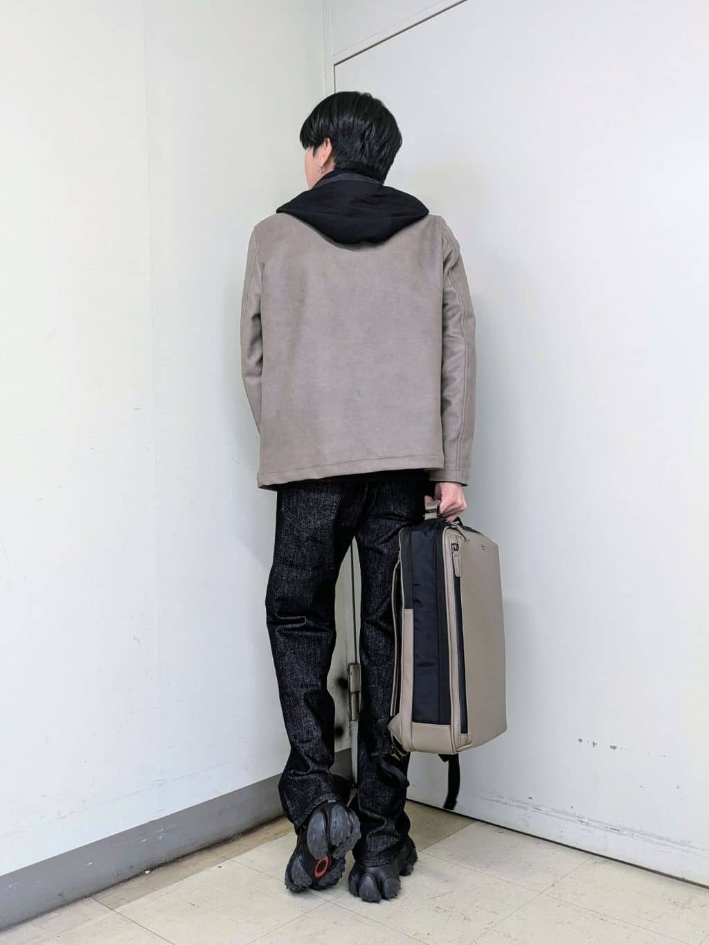 ryoさんの「TAKEO KIKUCHI｜【JUST ONE LAYER】ダウンファブリック ジップアップ フード ブルゾン」を使ったコーディネート