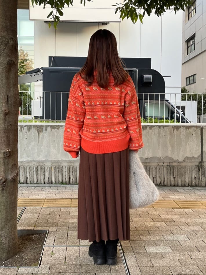 ゆっきーさんの「SHOO･LA･RUE｜【旭山動物園応援商品】ノルディック柄 モールニット」を使ったコーディネート