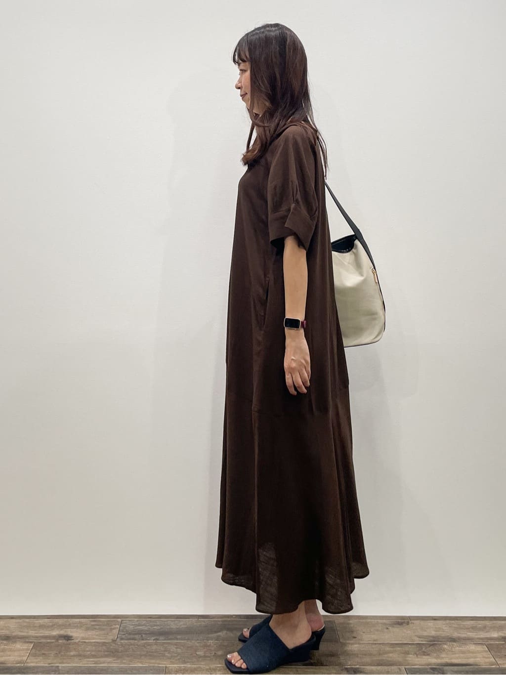 Aikoさんの「OPAQUE.CLIP｜レーヨン麻キーネックワンピース【洗える】」を使ったコーディネート