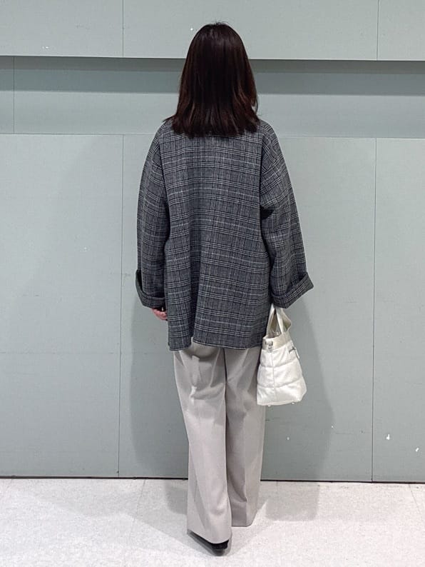 makiさんの「UNTITLED｜【ミディ丈/軽やか】セミラグランリバー コート」を使ったコーディネート