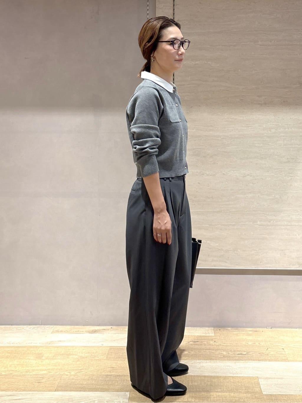 たけねぇさんの「OPAQUE.CLIP｜ベルト付きタックワイドパンツ【洗濯機OK】」を使ったコーディネート