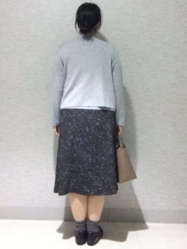 sakoさんの「Reflect｜【選べる5色／アンサンブル可】Vネックカーディガン」を使ったコーディネート