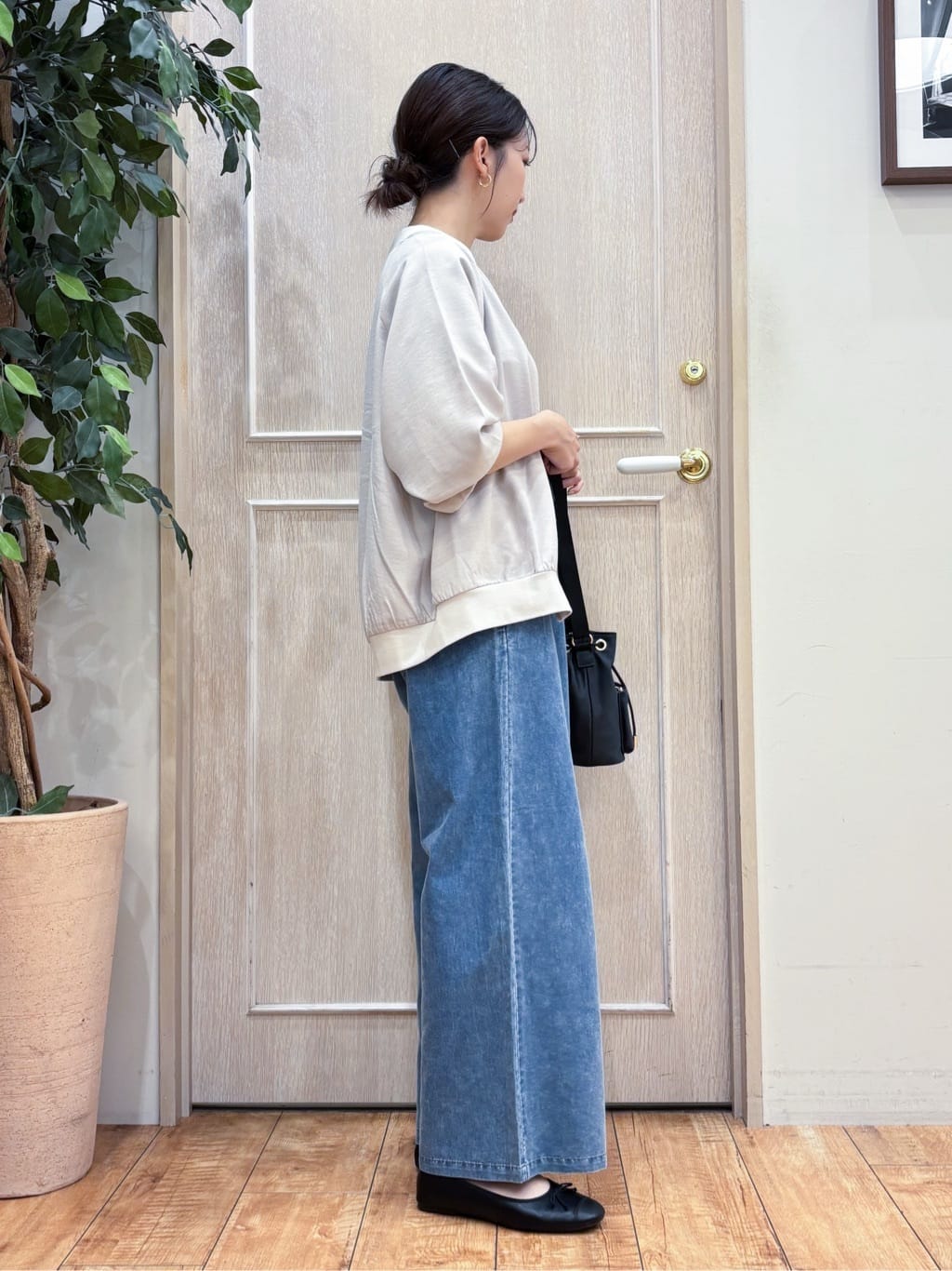 なみさんの「SHOO･LA･RUE｜【S-LL/ひんやり/UV】選べる6柄でそれぞれ欲しくなる プリントTシャツ」を使ったコーディネート