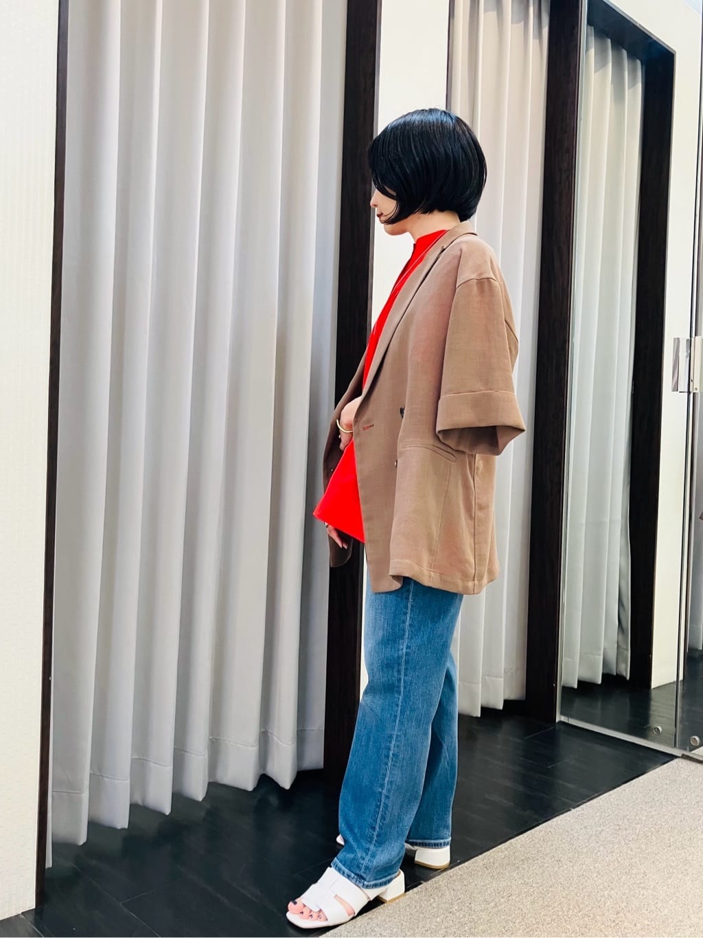 AYAさんの「INDIVI｜【褒められデニム】スリムストレート デニムパンツ」を使ったコーディネート