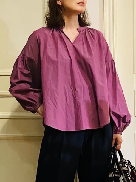 TSUKUIさんの「DRESSTERIOR｜オーバーラップサークルシルクスカーフ」を使ったコーディネート
