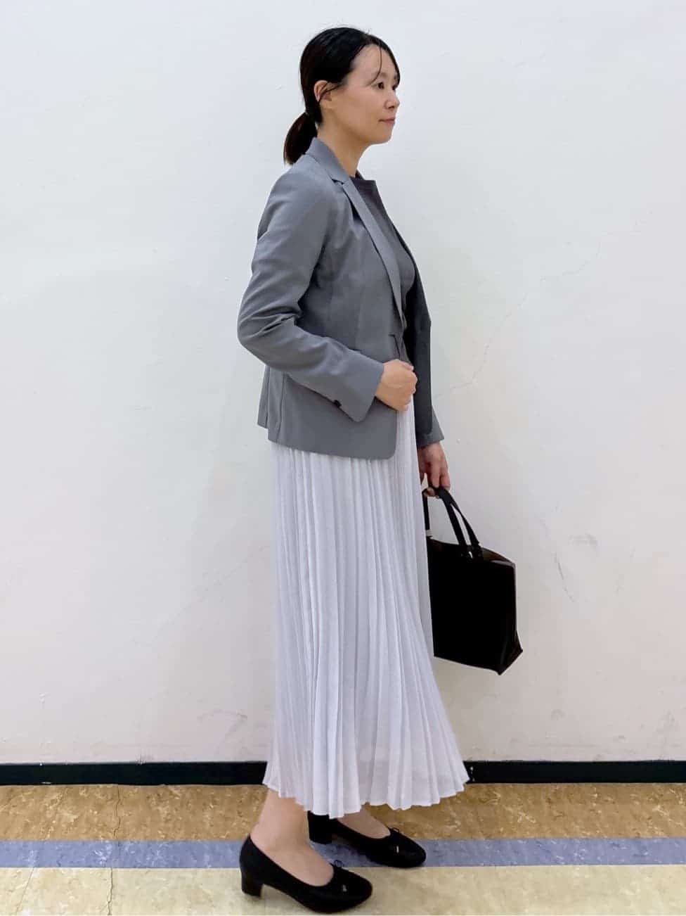 akariさんの「index｜《6色展開／XS-LLサイズ》ドライタッチ デザインスリーブニット【洗濯機洗い可／接触冷感／抗ピル】」を使ったコーディネート
