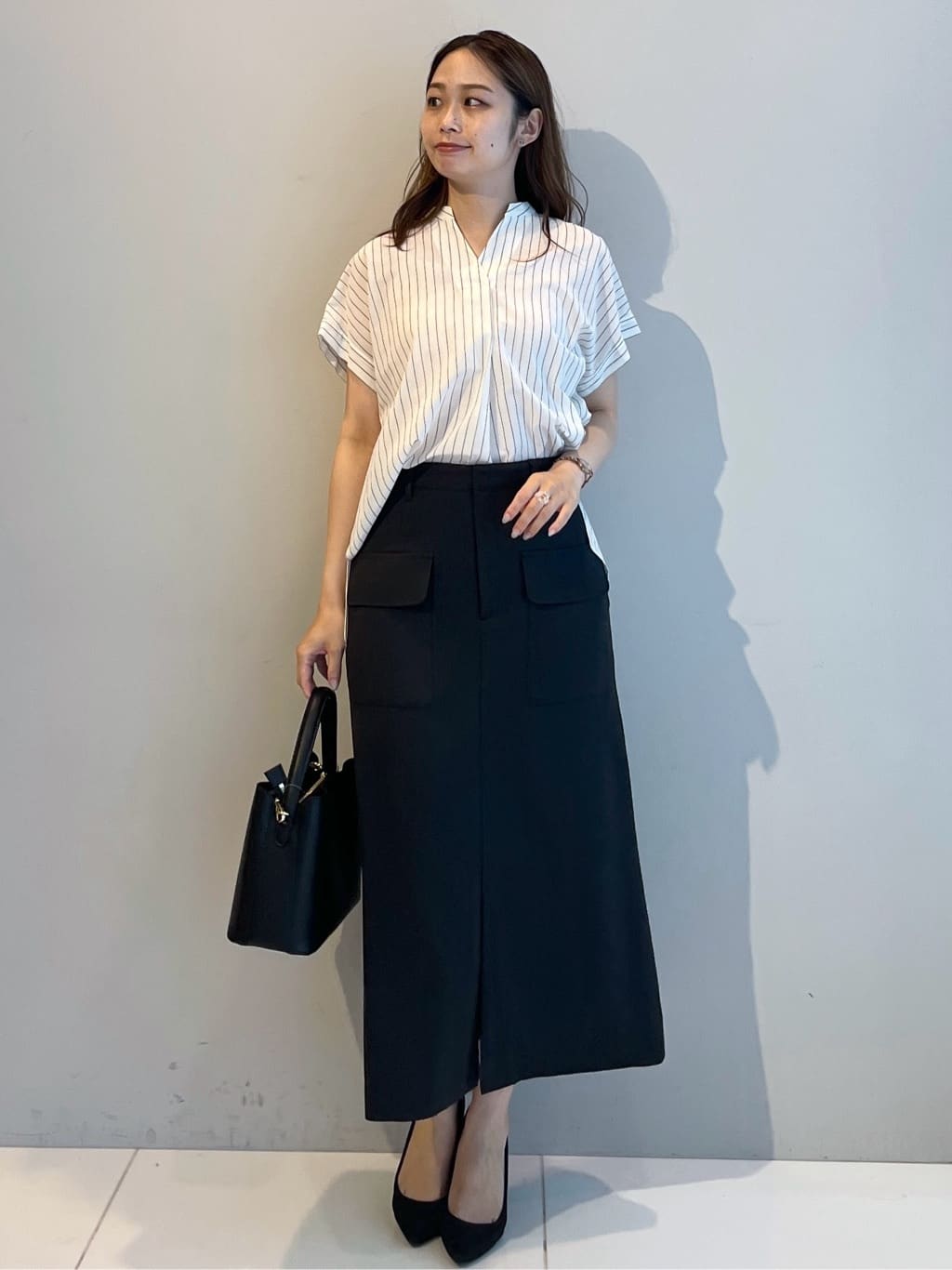Saekoさんの「UNTITLED｜【洗える/スキッパー】フレンチスリーブシアーブラウス」を使ったコーディネート