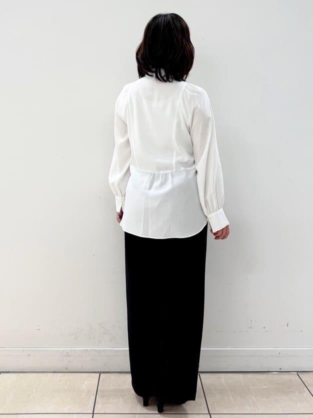 KIKIさんの「Reflect｜【ライトアウター／気軽な羽織に◎】オフボディカーディガン」を使ったコーディネート
