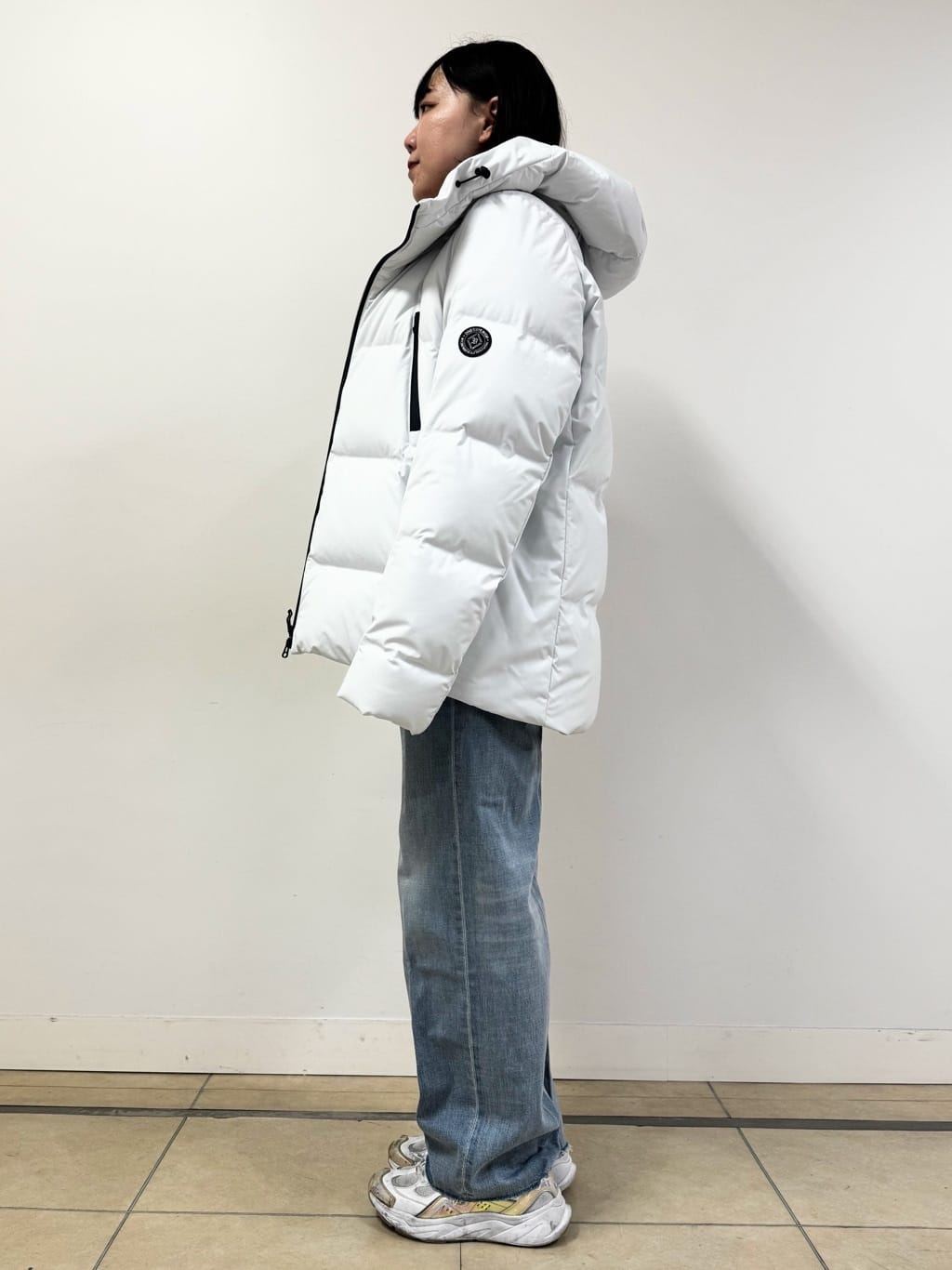 なかもとあきさんの「DRESSTERIOR｜【700フィルパワー/高品質ダウン】ホワイトグース ホットメルトダウンMark2」を使ったコーディネート