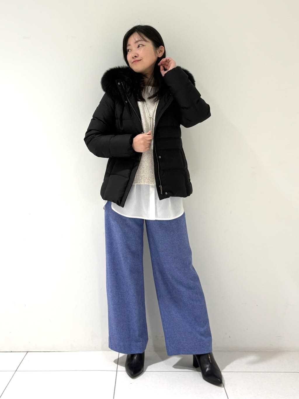 momokoさんの「INDIVI｜【洗える／ラメ／意匠感】ミックスブークレニット」を使ったコーディネート