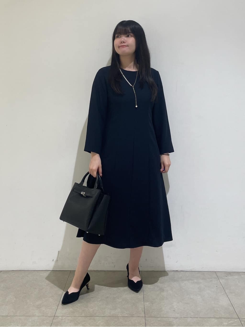 emikaさんの「INDIVI｜【洗える／UVケア】ジョーゼットフレアワンピース」を使ったコーディネート
