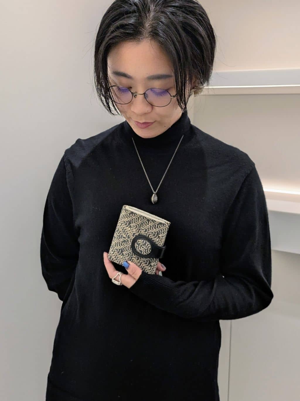 MTさんの「HIROKO HAYASHI｜DAMASCO（ダマスコ）薄型二つ折り財布」を使ったコーディネート