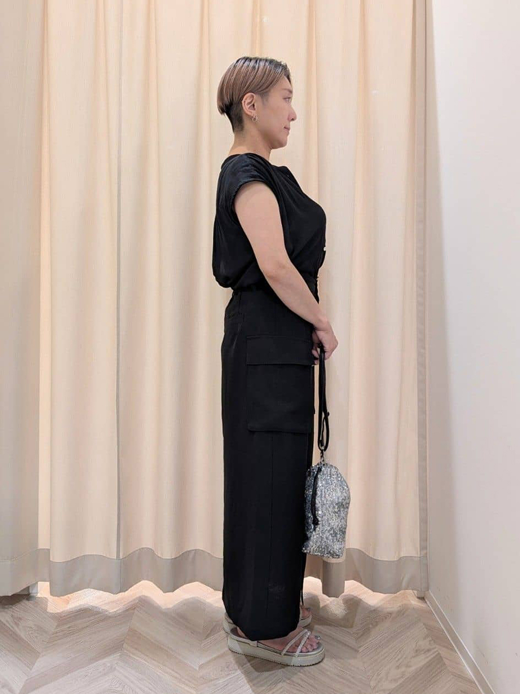ユカさんの「SHOO･LA･RUE｜【S-LL/洗濯後しわになりにくい】上品にきれい見え スラブギャザーブラウス」を使ったコーディネート