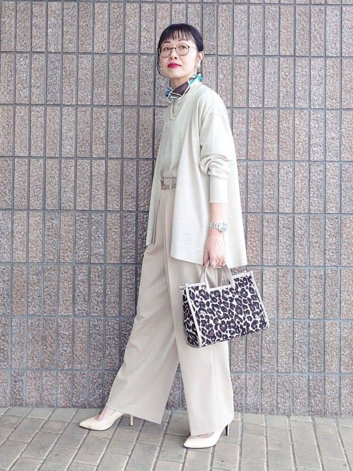 MUTSUKOさんの「UNTITLED｜【アンサンブル可/洗える/ボタンなし】シルクウールカシミヤ 着流しカーディガン」を使ったコーディネート