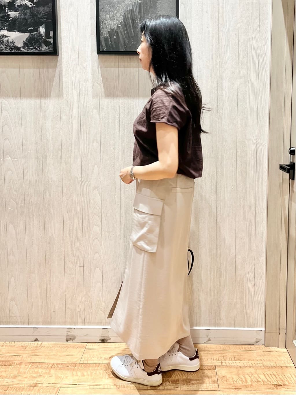 youさんの「SHOO･LA･RUE｜【S-LL】大人のきれいめカジュアルに 麻調カーゴナロースカート」を使ったコーディネート